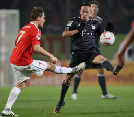 更多胜利的 更多胜利的